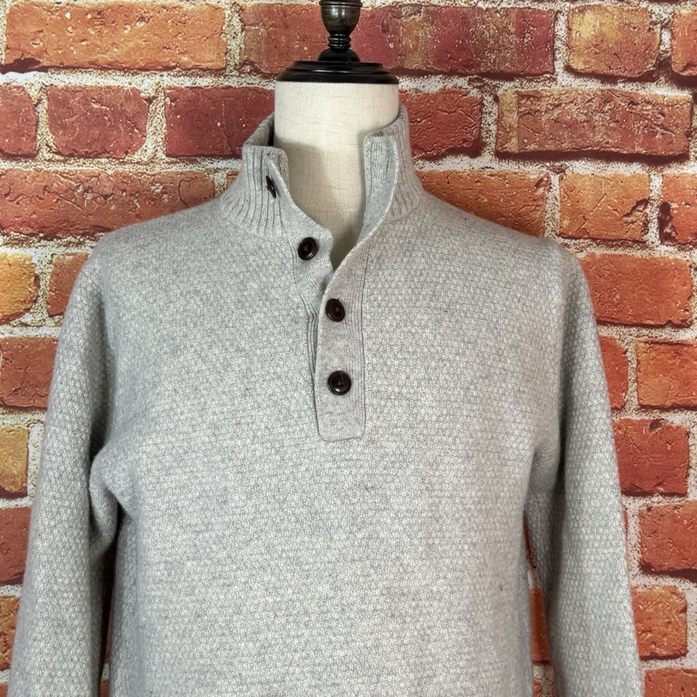 GANT Men's 100% Wool 1/4 Button Long Sleeve Sweater Size XL Mock Neck Fall Cozy‎